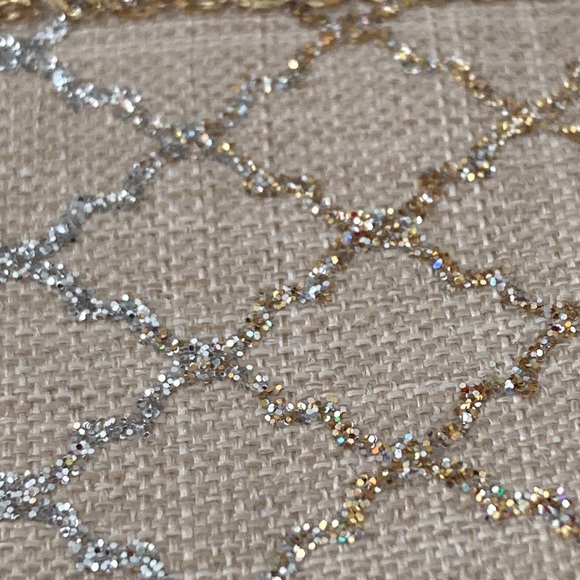 5 Offray Wired Edge Ribbon Gold Silver Glitter Cross Hatch Pattern 2.5" - Picture 7 of 16